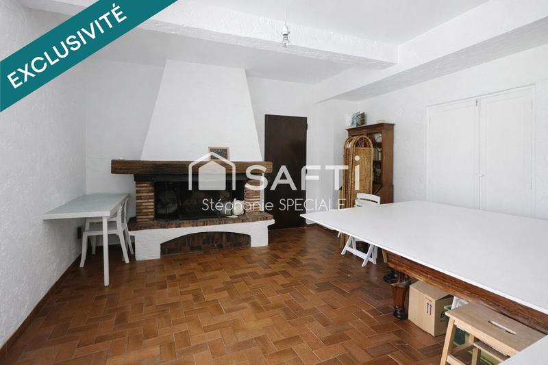 Maison - 250 m² - 10 pièces