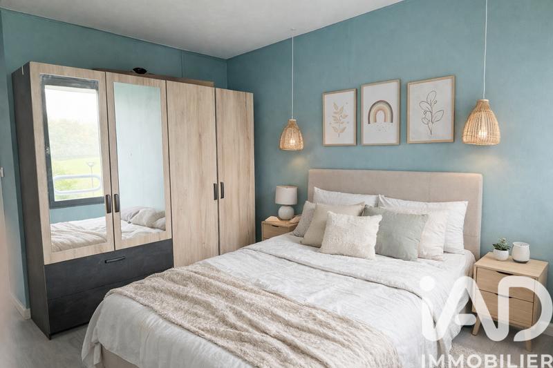 Appartement - 93 m² - 5 pièces