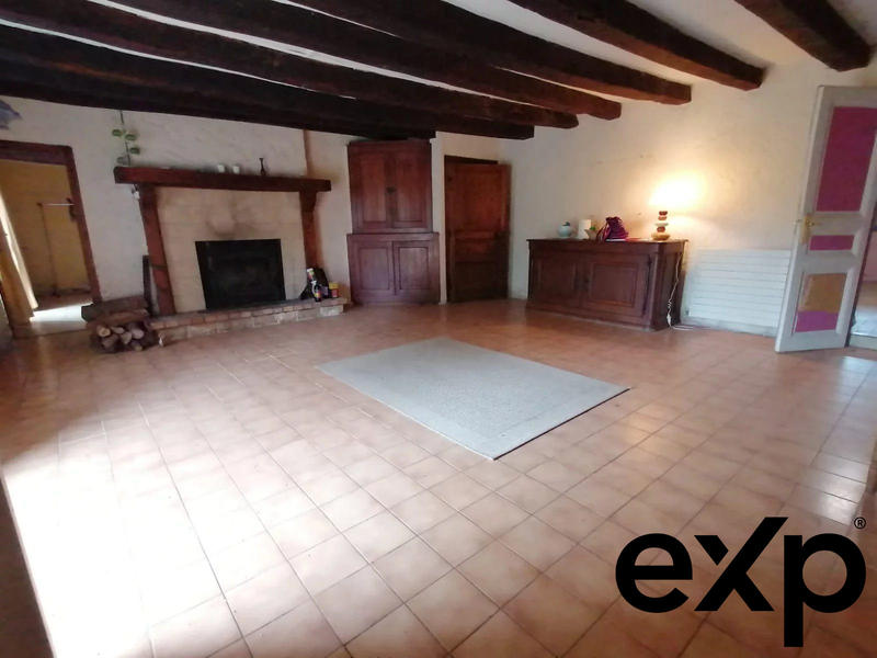 Maison traditionnelle - 141 m² - 6 pièces