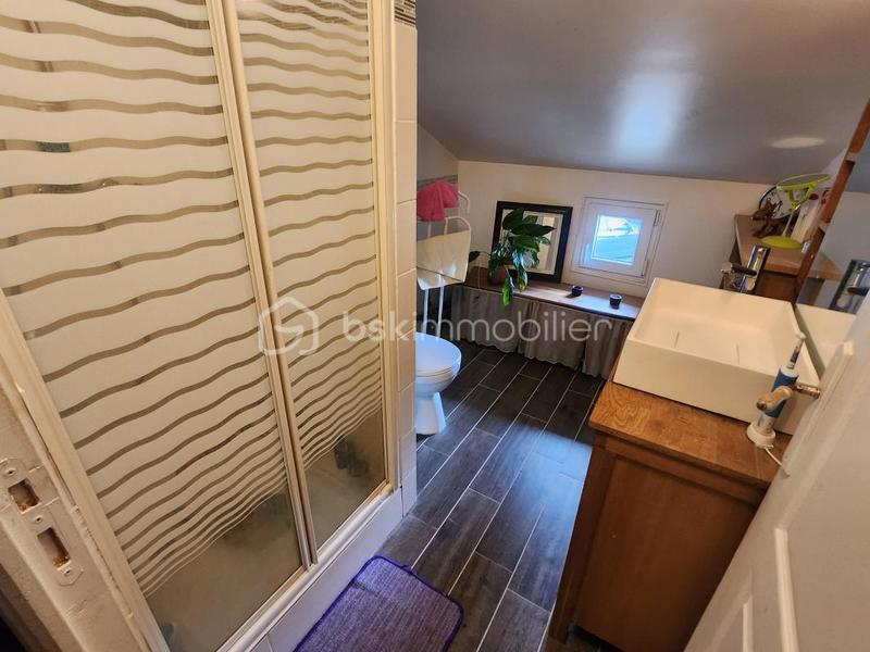 Maison - 184 m² - 10 pièces