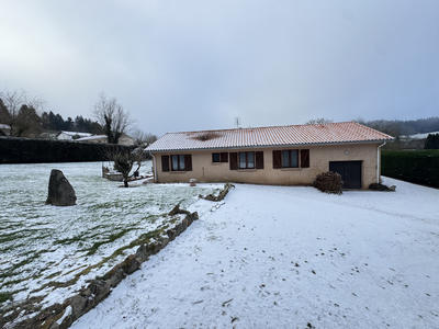 Maison - 90 m² - 5 pièces