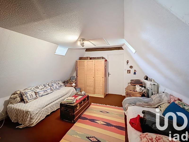 Maison - 229 m² - 8 pièces