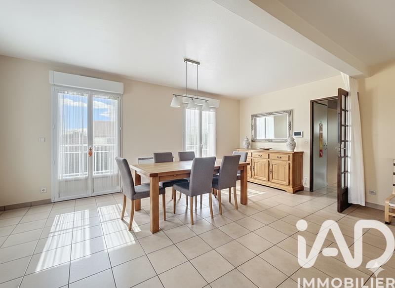 Maison - 96 m² - 4 pièces