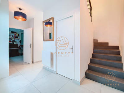 Maison - 165 m² - 7 pièces