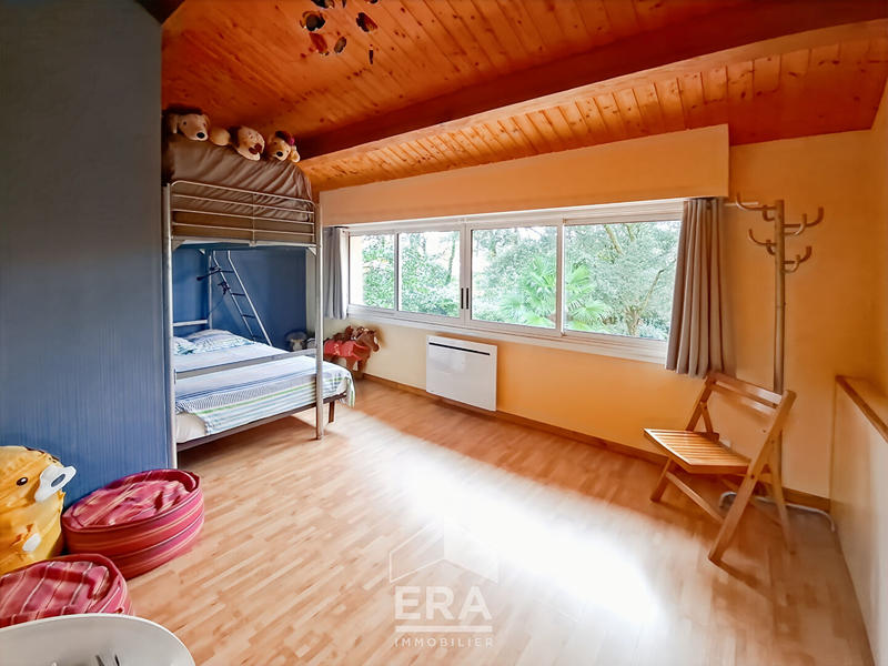 Maison - 170 m² - 7 pièces