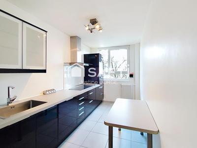 Appartement - 96 m² - 4 pièces