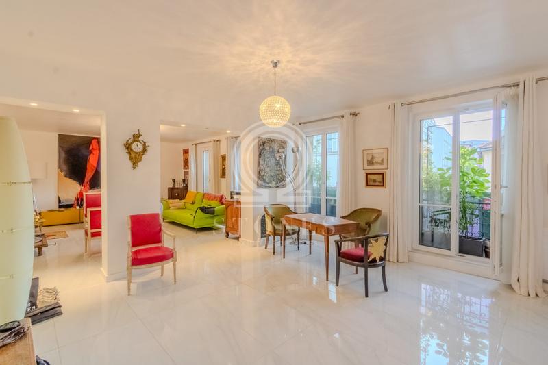 Appartement - 102 m² - 3 pièces