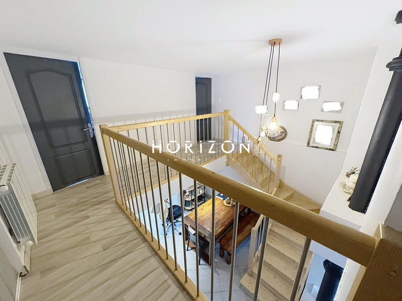 Appartement - 84 m² - 2 pièces