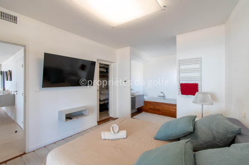 Appartement - 143 m² - 5 pièces