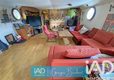 Maison - 250 m² - 10 pièces