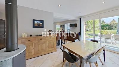 Maison - 145 m² - 5 pièces