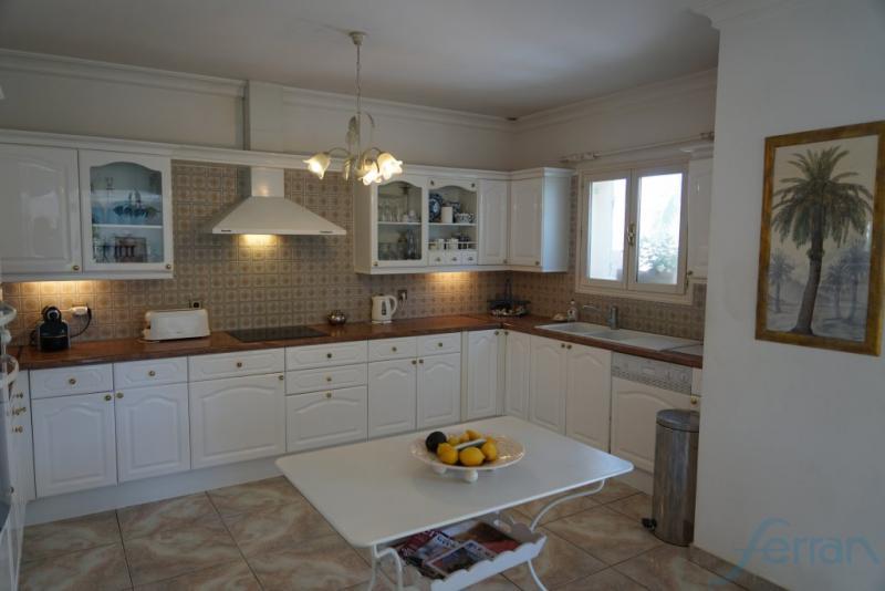 Maison - 280 m² - 7 pièces