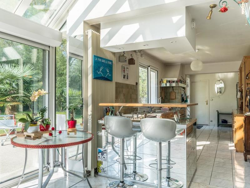 Maison - 209 m² - 6 pièces