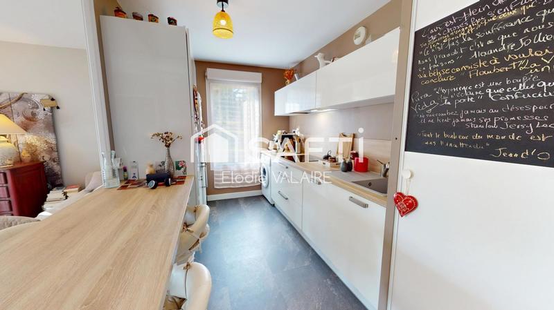 Appartement - 81 m² - 4 pièces