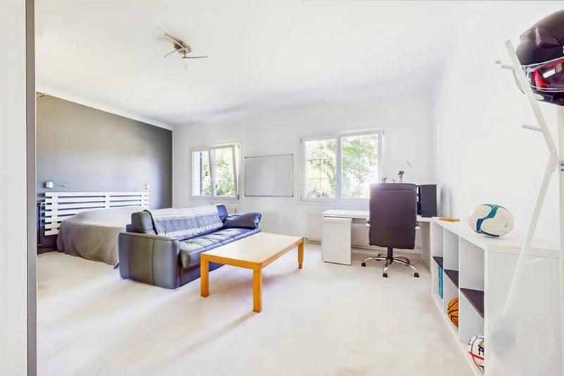 Maison - 321 m² - 9 pièces