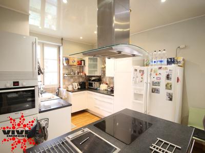 Maison - 197 m² - 8 pièces