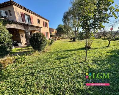 Villa - 164 m² - 5 pièces