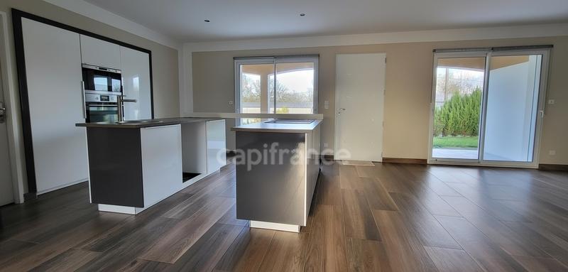 Maison - 120 m² - 4 pièces