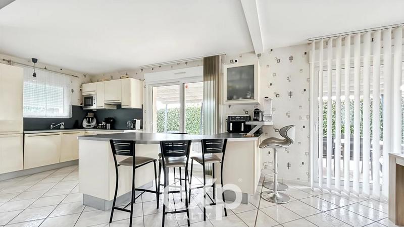 Maison - 112 m² - 5 pièces