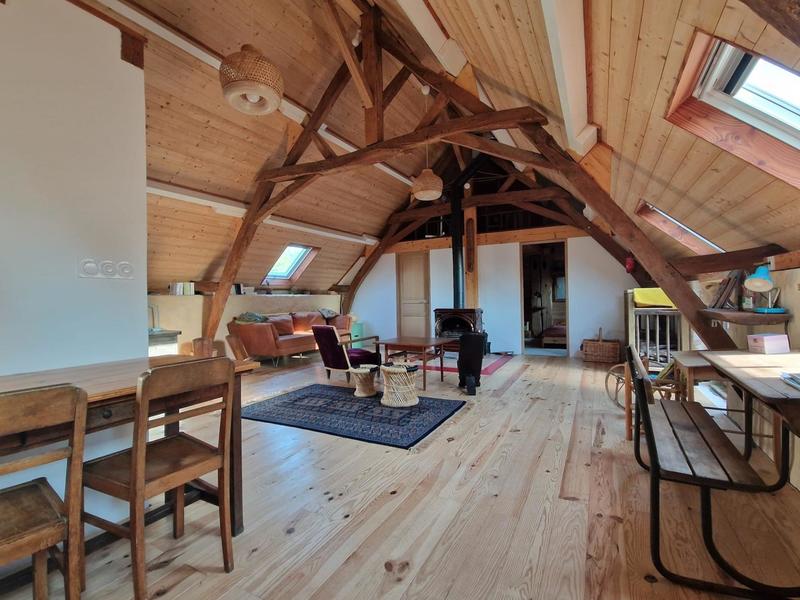 Maison - 246 m² - 10 pièces