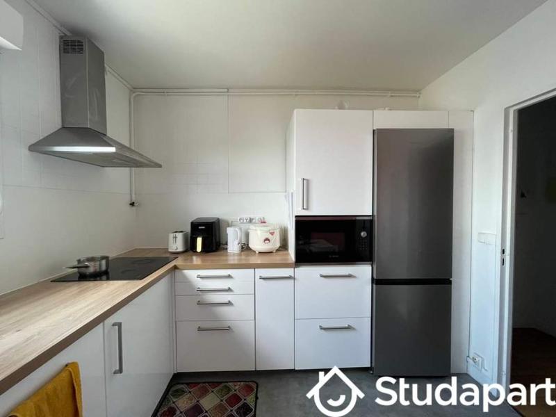 Chambre - 13 m² - 1 pièce