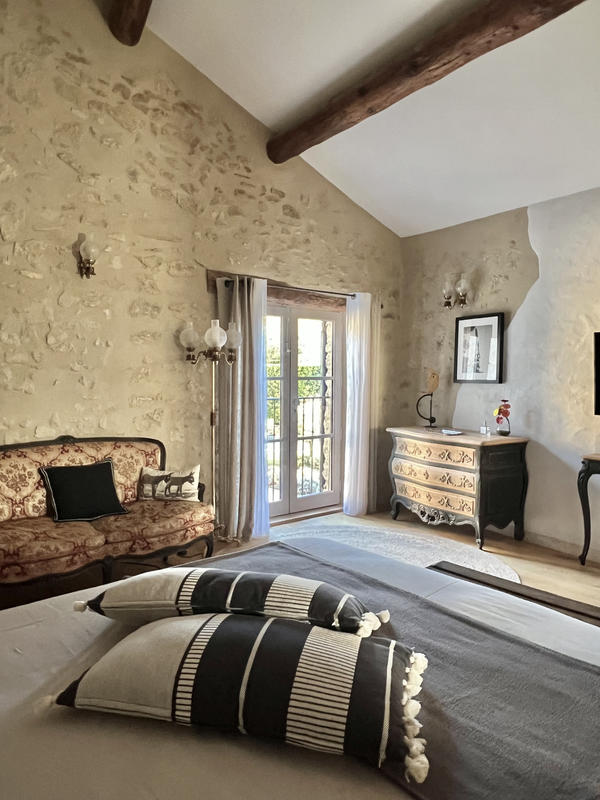 Mas - 362 m² - 8 pièces