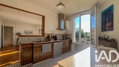 Appartement - 64 m² - 3 pièces