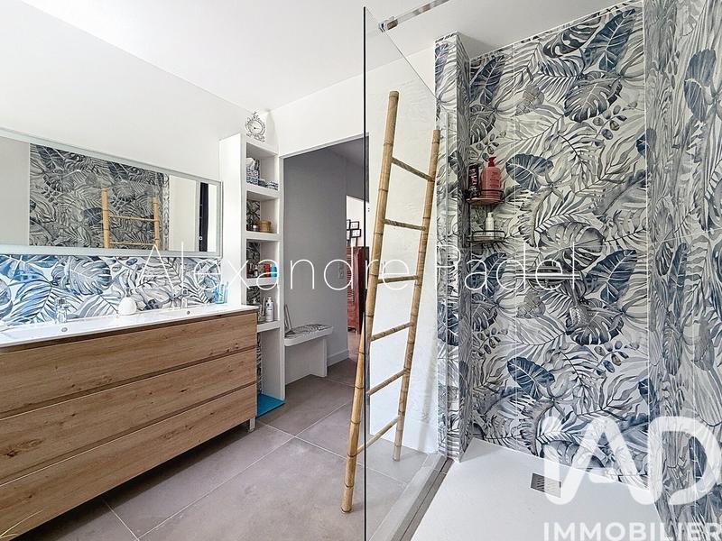 Maison de maîtres - 270 m² - 10 pièces