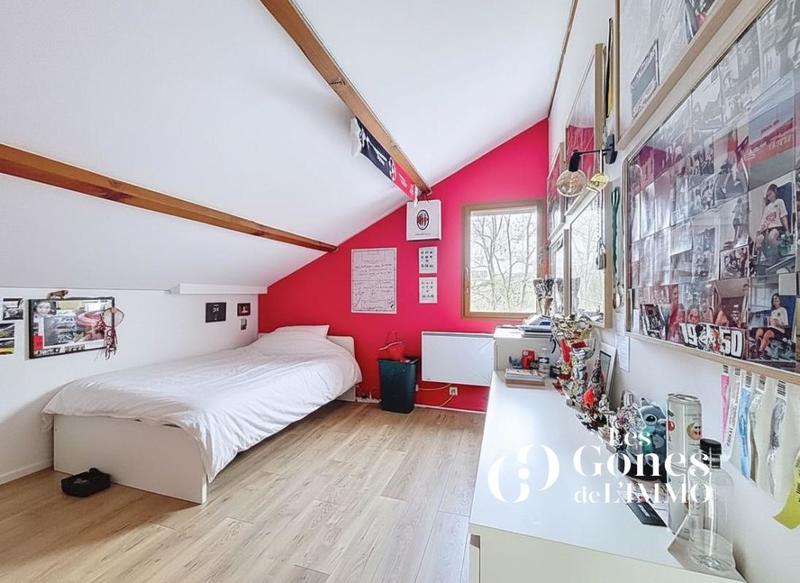 Maison - 180 m² - 7 pièces