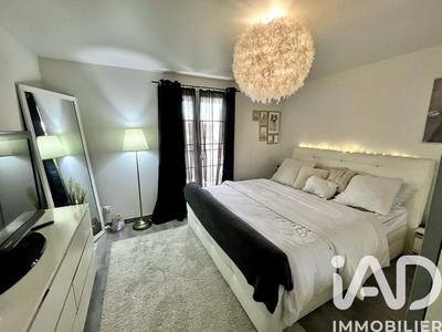 Appartement - 87 m² - 4 pièces