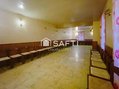 Local commercial - 400 m² - 2 pièces