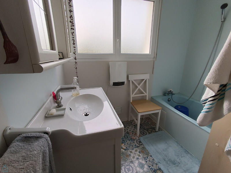 Maison - 97 m² - 7 pièces