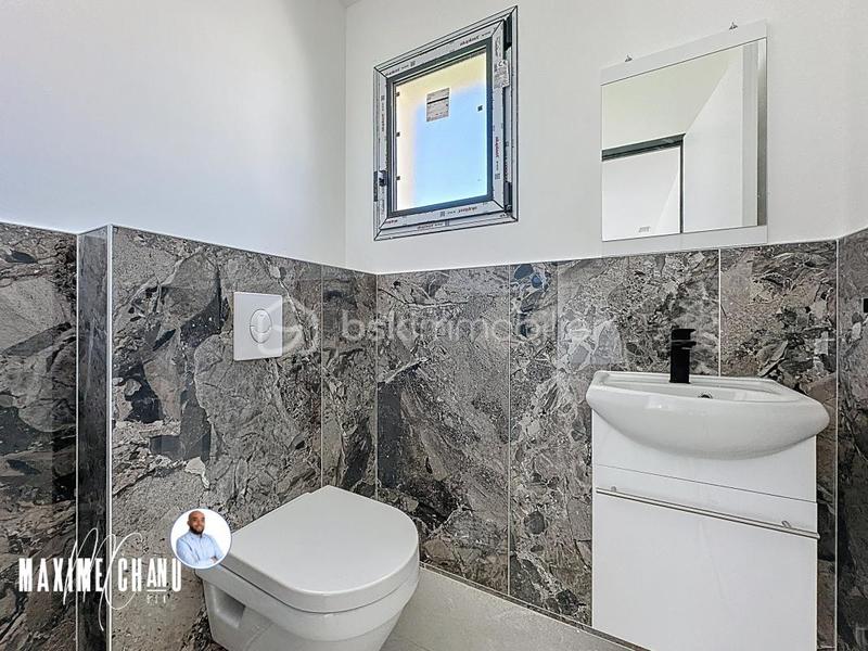 Maison - 112 m² - 4 pièces