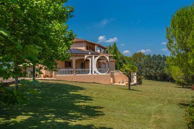 Maison - 200 m² - 6 pièces