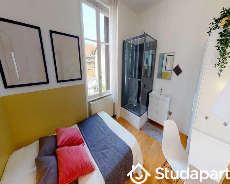 Chambre - 57 m² - 1 pièce