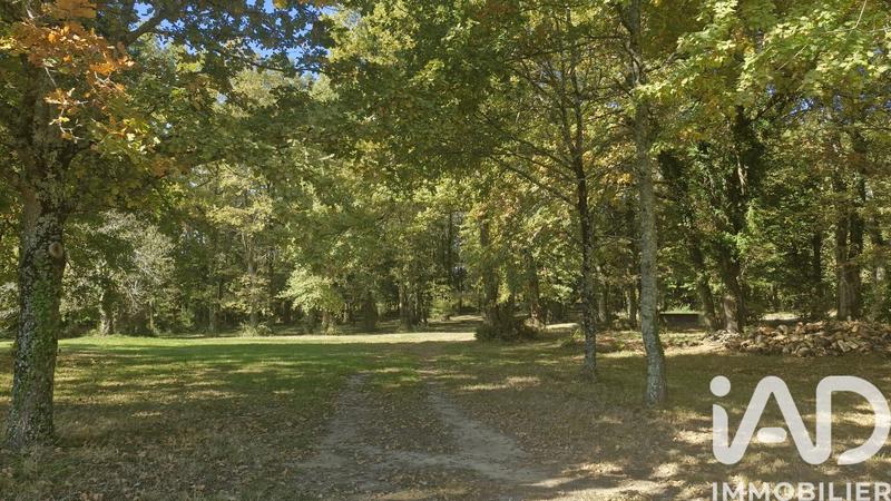 Maison - 400 m² - 17 pièces