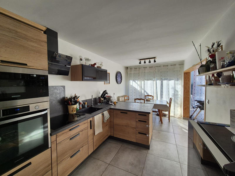 Maison - 101 m² - 5 pièces