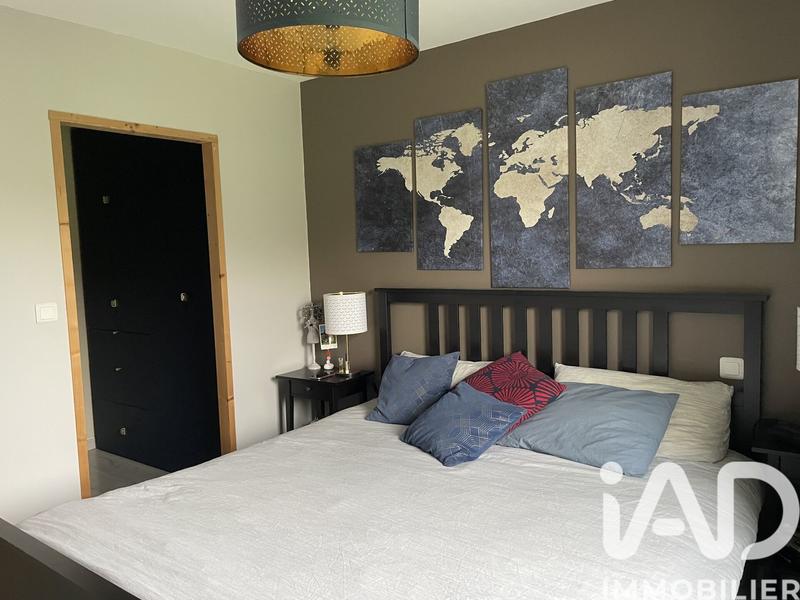 Maison - 186 m² - 9 pièces