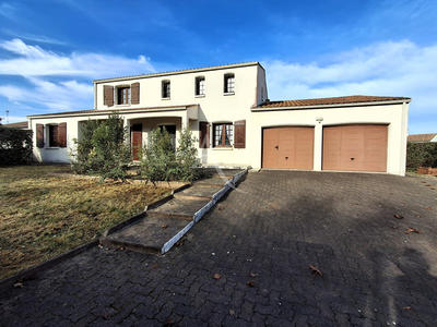 Maison - 191 m² - 8 pièces