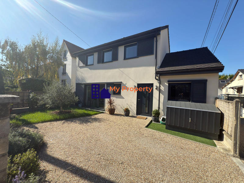 Maison contemporaine - 81 m² - 5 pièces