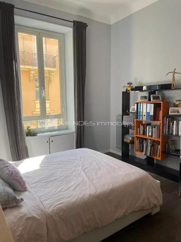 Appartement - 96 m² - 4 pièces