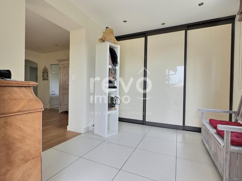 Maison - 122 m² - 4 pièces