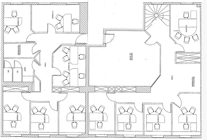 Local d'activités - 378 m² - 13 pièces