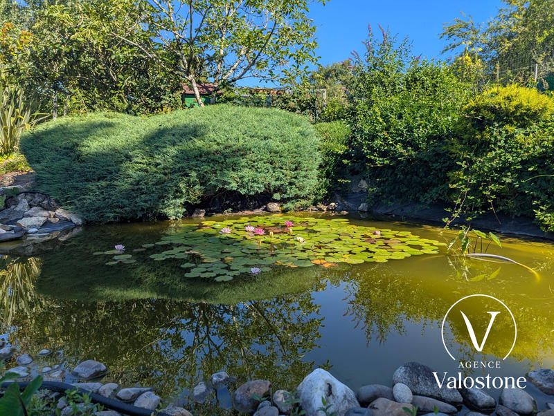 Maison traditionnelle - 188 m² - 7 pièces