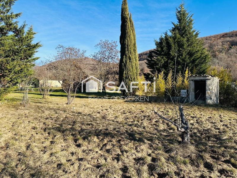 Maison - 300 m² - 8 pièces