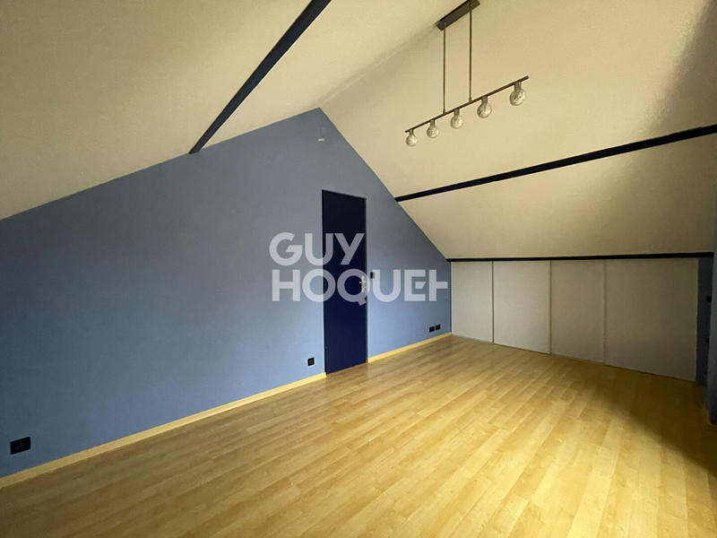 Maison - 169 m² - 7 pièces