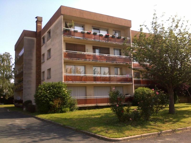 Appartement - 84 m² - 2 pièces