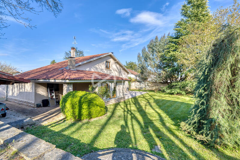 Maison - 120 m² - 4 pièces