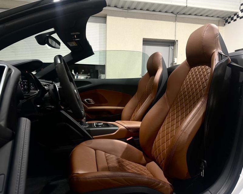 Audi R8 Spyder II 5.2 V10 Fsi 570ch Rwd s tronic 7