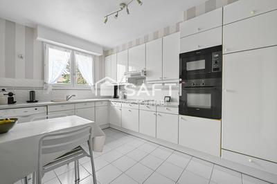 Maison - 155 m² - 6 pièces